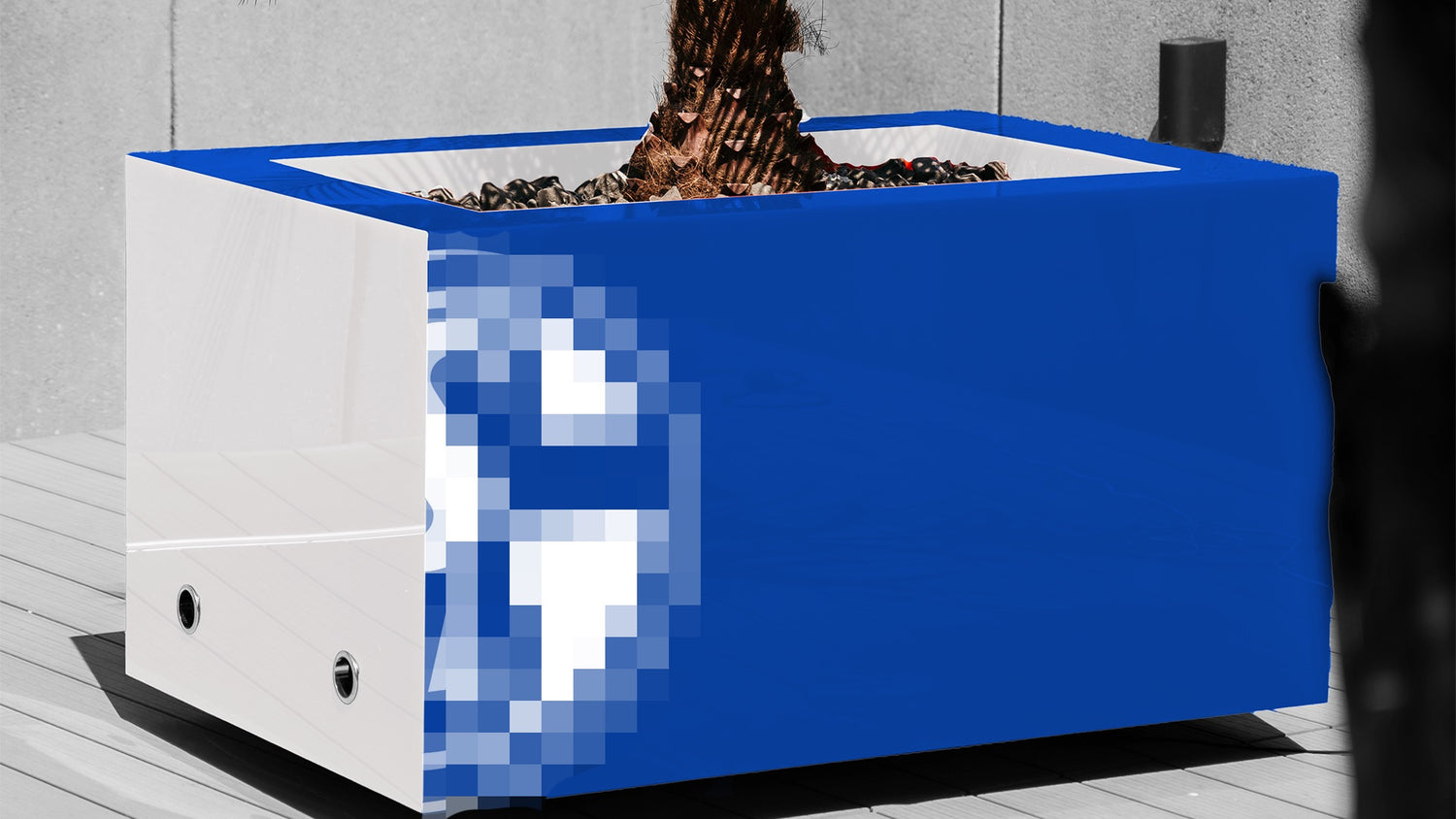 Unsere Pflanzgefäße bieten Platz für Olivenbäume, Palmen und Formgehölze und sind frostsicher und witterungsbeständig für den ganzjährigen Einsatz im Innen- und Außenbereich geeignet. Der rollbare Pflanzenkübel ist megagroß und perfekt für Events, während die Hochglanz-Pflanzgefäße jedem Raum oder Garten eine außergewöhnliche Note verleihen. Unsere ultramodernen Pflanzcontainer sind in verschiedenen Größen erhältlich und eine langlebige Investition für anspruchsvolle Kunden.