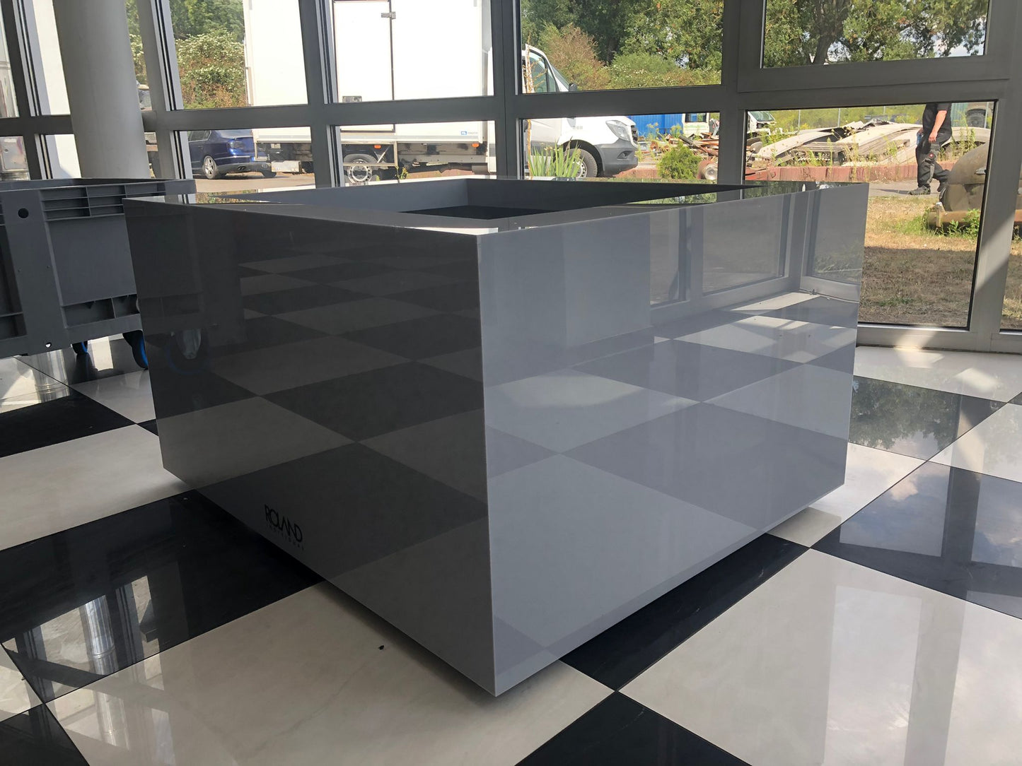 Pflanzkübel EDGY BLOK GREY